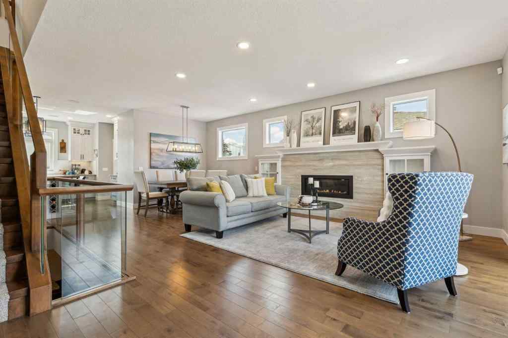 MLS® A2253955 - 10 Glenmount Crescent SW in Glendale Calgary, Residential