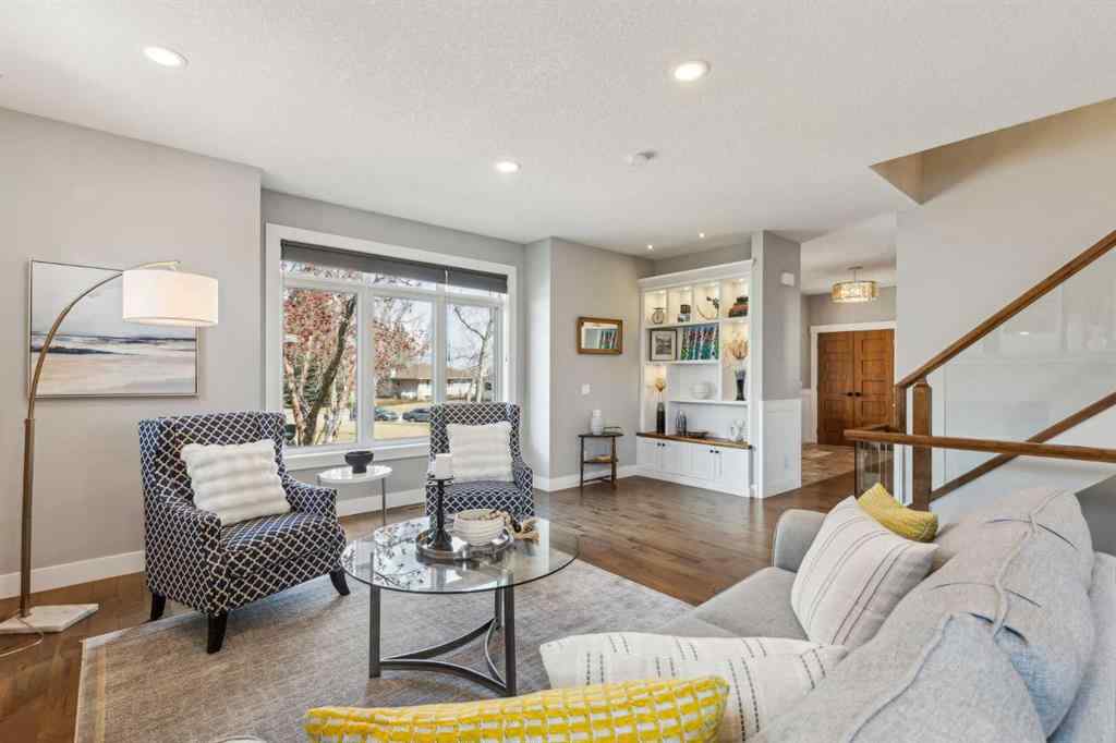 MLS® A2253955 - 10 Glenmount Crescent SW in Glendale Calgary, Residential