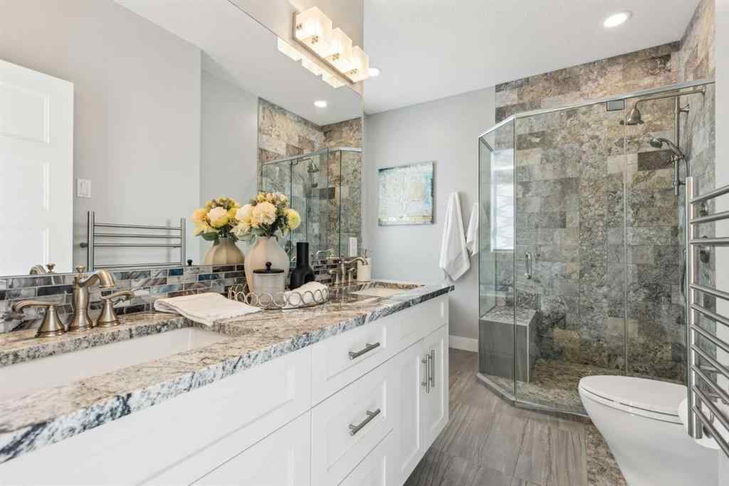 MLS® A2253955 - 10 Glenmount Crescent SW in Glendale Calgary, Residential