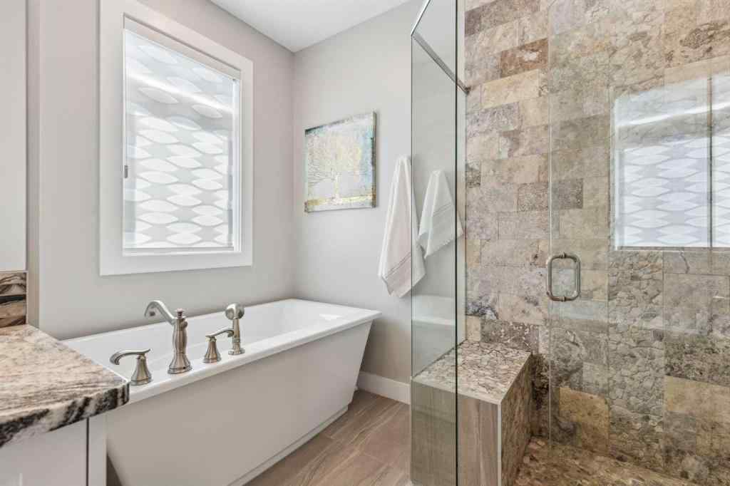 MLS® A2253955 - 10 Glenmount Crescent SW in Glendale Calgary, Residential