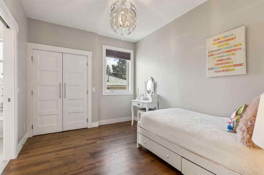 MLS® A2253955 - 10 Glenmount Crescent SW in Glendale Calgary, Residential