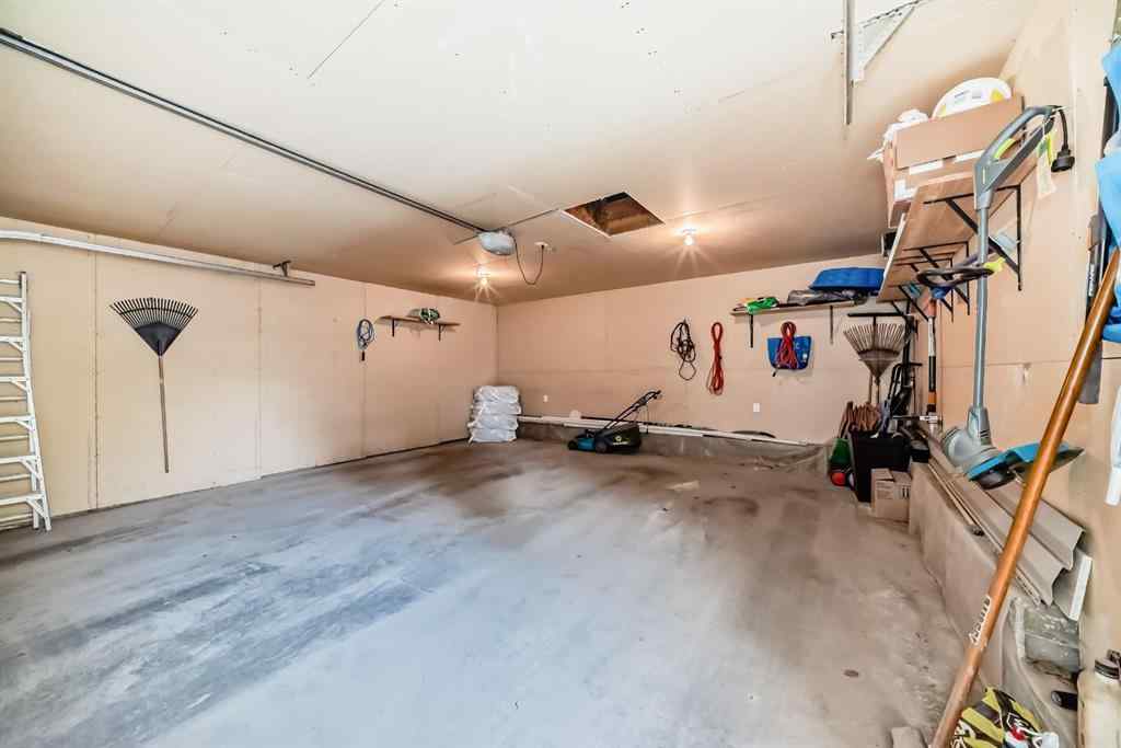 MLS® A2253956 - 514 Northmount Drive NW in Highwood Calgary, Residential