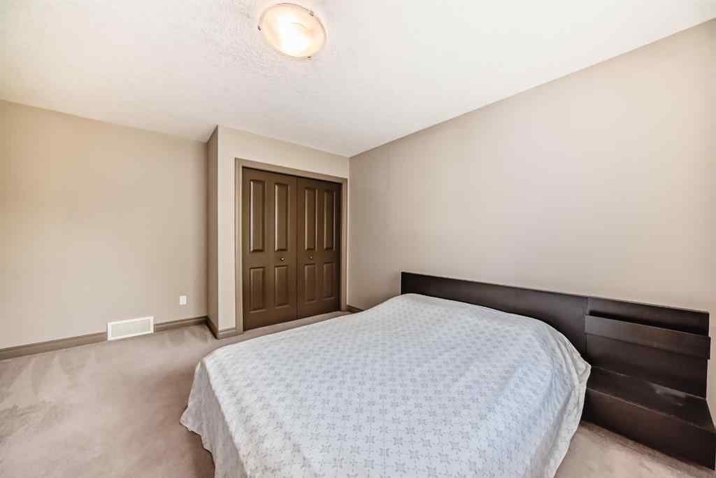 MLS® A2253956 - 514 Northmount Drive NW in Highwood Calgary, Residential