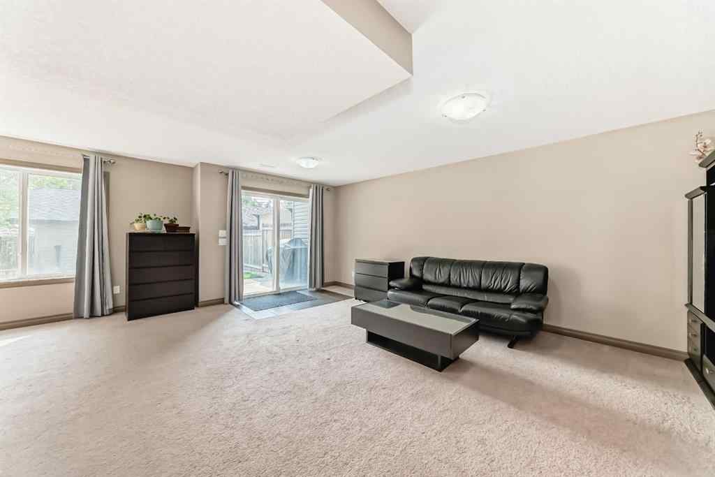 MLS® A2253956 - 514 Northmount Drive NW in Highwood Calgary, Residential