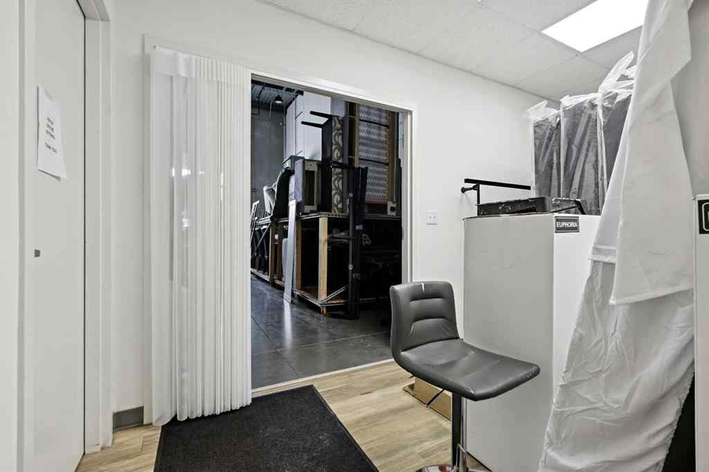 MLS® A2253959 - Unit #129 10985 38 Street NE in Stoney 3 Calgary, Commercial