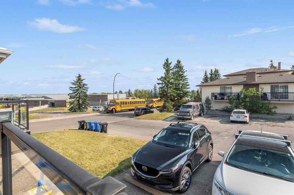 MLS® A2253961 - Unit #6 103 Huntington Park Green NW in Huntington Hills Calgary, Residential