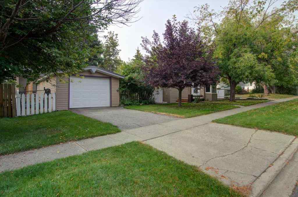 MLS® A2253963 - 307 Windsor Avenue  in NONE Diamond Valley, Residential