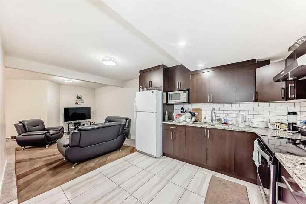 MLS® A2253970 - 70 Martha's Meadow Close NE in Martindale Calgary, Residential