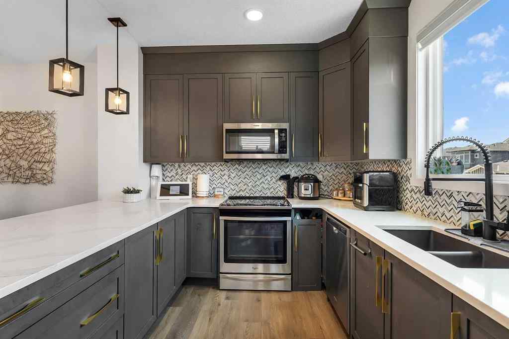 MLS® A2253974 - 117 Highview Gate SE in Lanark Airdrie, Residential