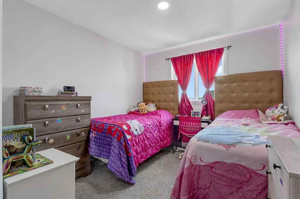 MLS® A2253974 - 117 Highview Gate SE in Lanark Airdrie, Residential