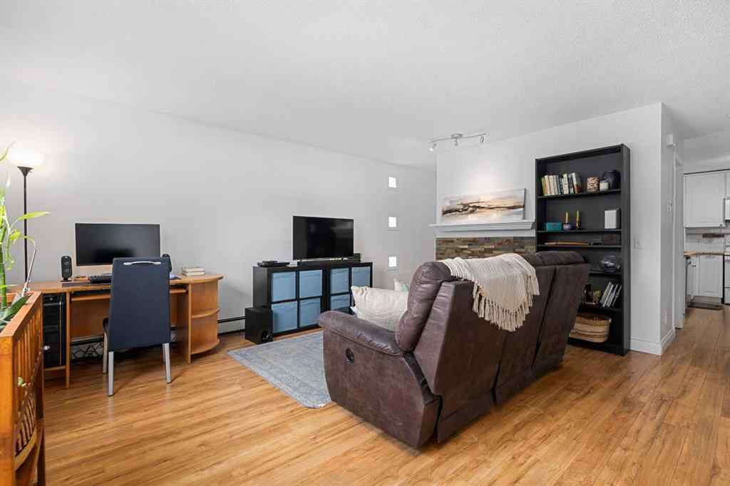 MLS® A2253975 - 2043 35 Avenue SW in Altadore Calgary, Residential