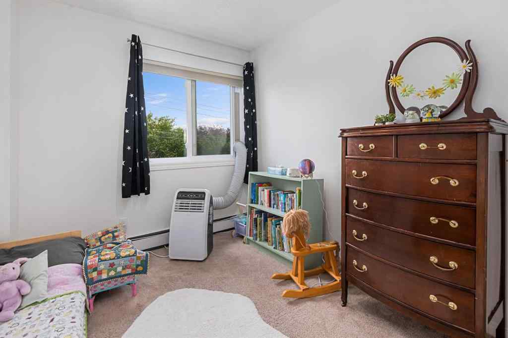 MLS® A2253975 - 2043 35 Avenue SW in Altadore Calgary, Residential