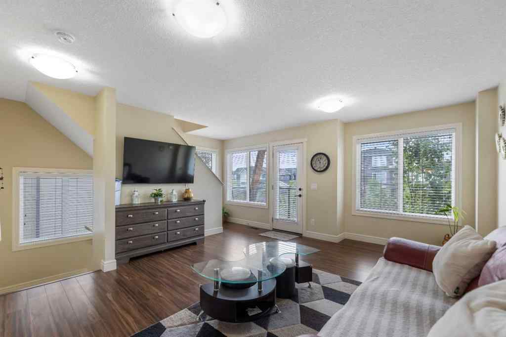 MLS® A2253979 - 572 Savanna Boulevard NE in Saddle Ridge Calgary, Residential