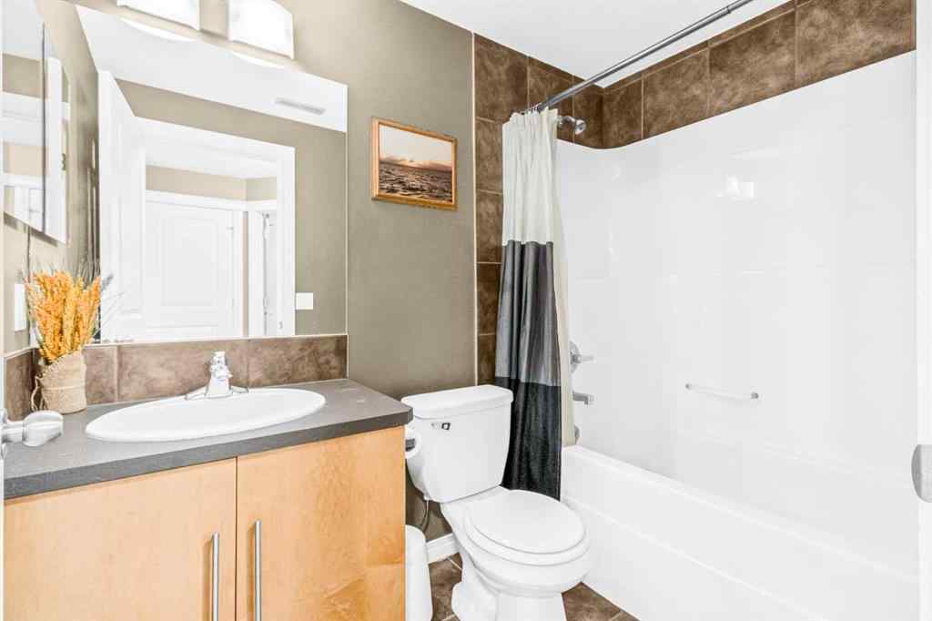 MLS® A2253981 - 116 Willowmere Way  in Westmere Chestermere, Residential