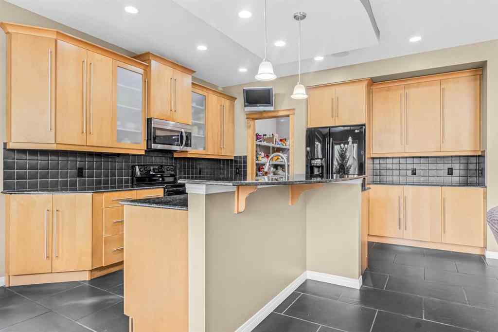 MLS® A2253981 - 116 Willowmere Way  in Westmere Chestermere, Residential