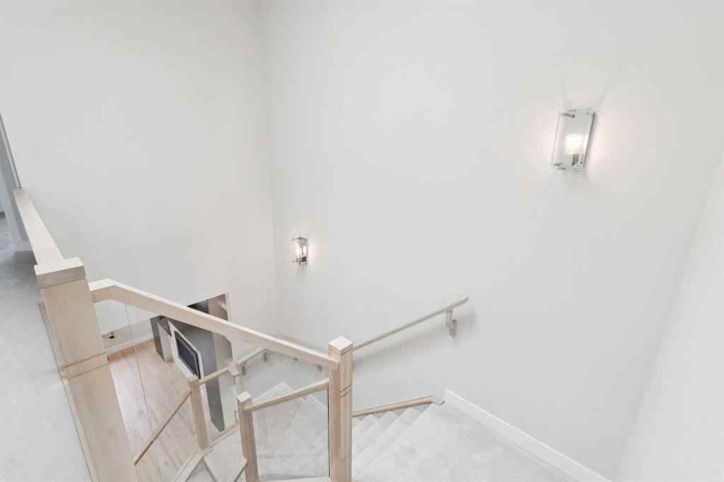 MLS® A2253984 - 2629 32 Street SW in Killarney/Glengarry Calgary, Residential