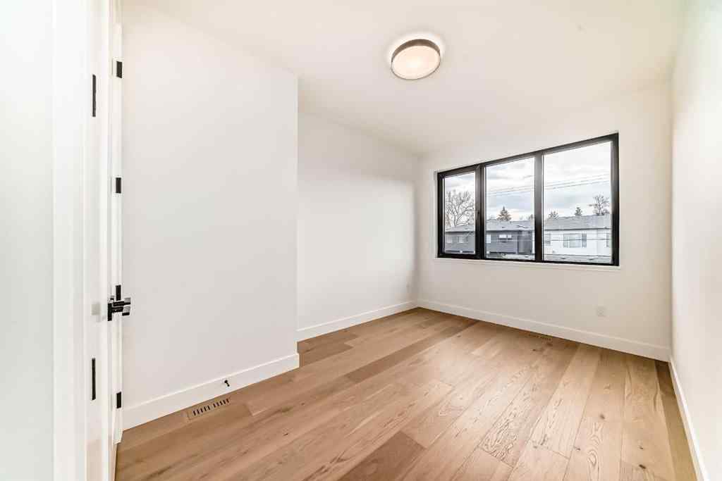MLS® A2253994 - Unit #B 2135 53 Avenue SW in North Glenmore Park Calgary, Residential