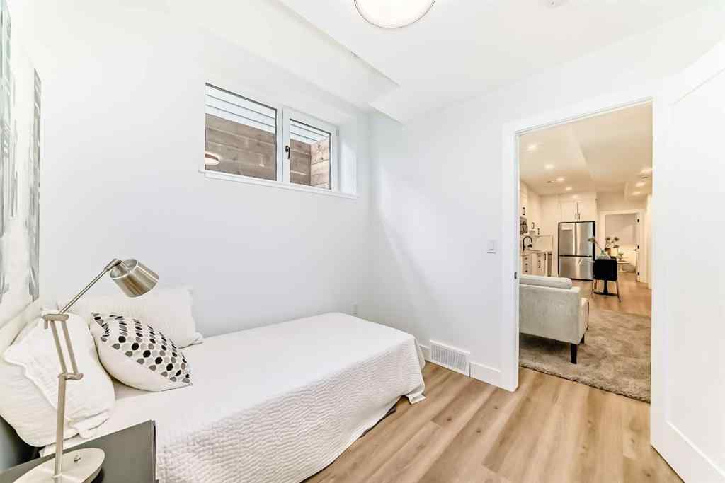 MLS® A2253994 - Unit #B 2135 53 Avenue SW in North Glenmore Park Calgary, Residential