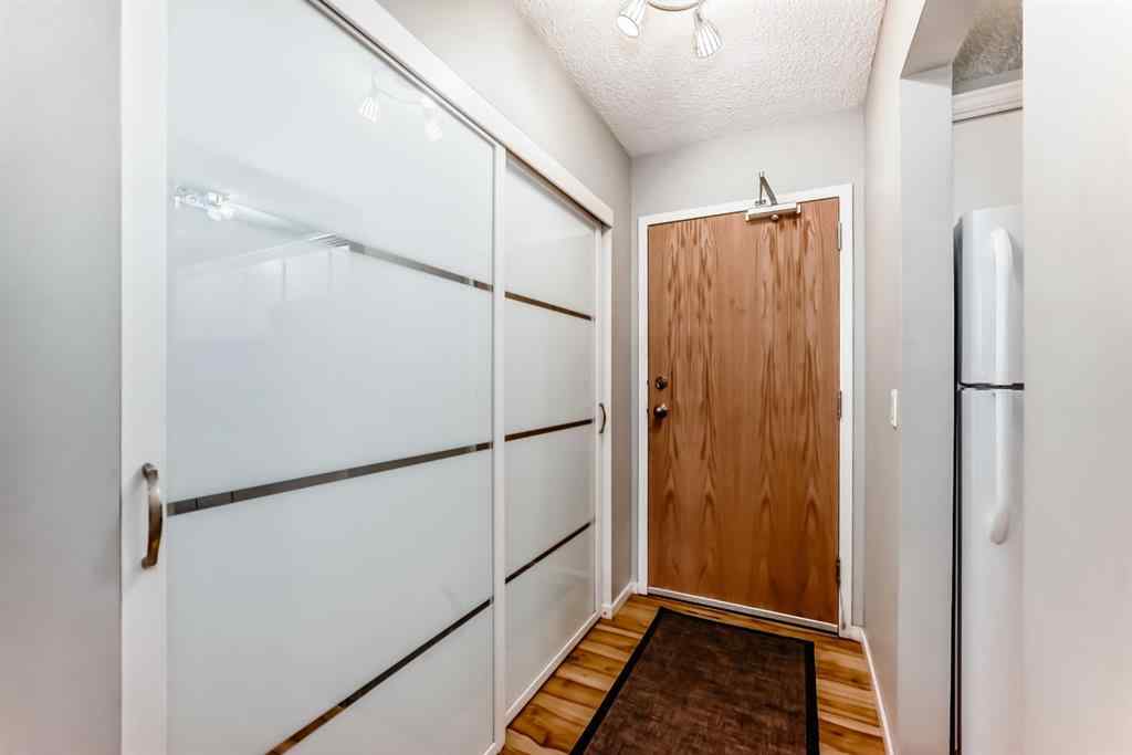 MLS® A2253995 - Unit #306 1712 38 Street SE in Forest Lawn Calgary, Residential