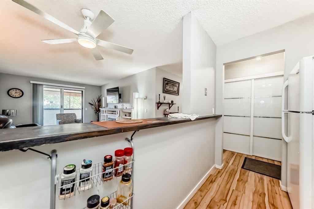 MLS® A2253995 - Unit #306 1712 38 Street SE in Forest Lawn Calgary, Residential