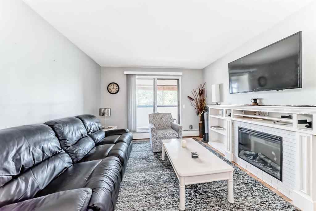 MLS® A2253995 - Unit #306 1712 38 Street SE in Forest Lawn Calgary, Residential