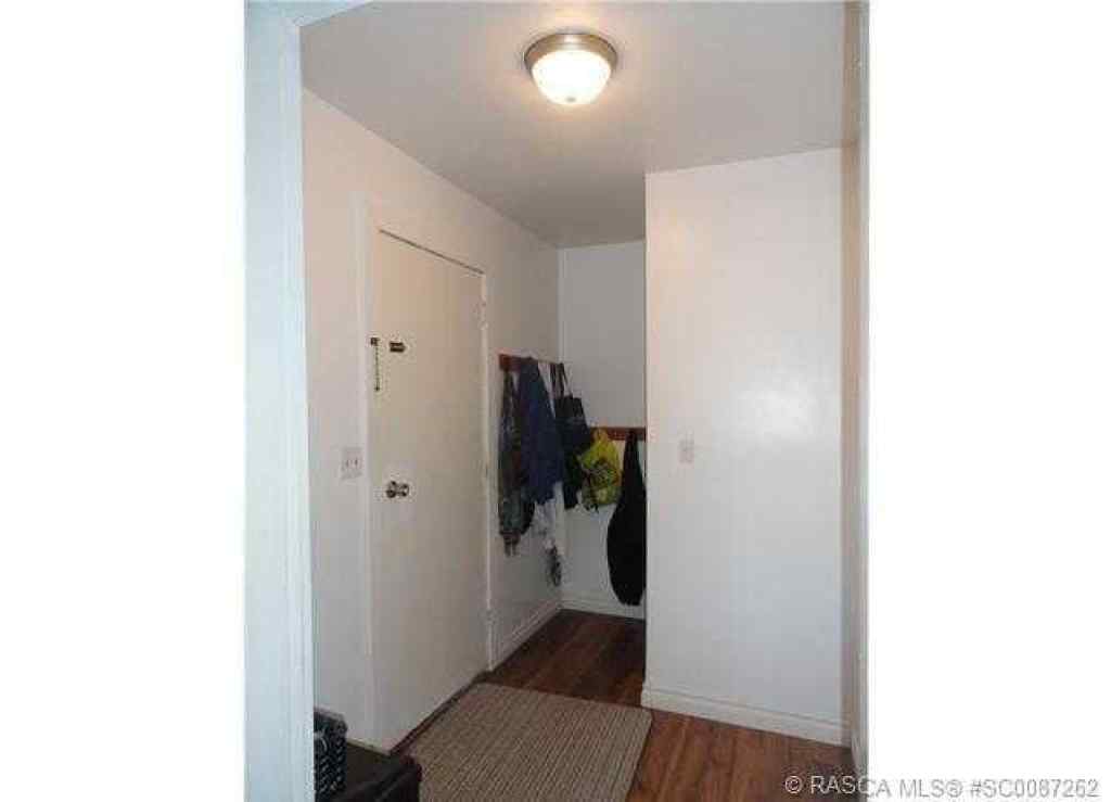 MLS® A2253996 - 423 3A Street W in West End Brooks, Residential