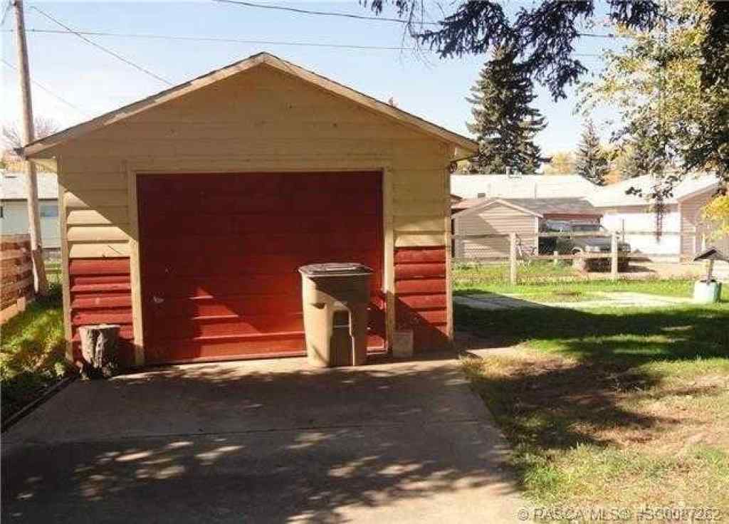 MLS® A2253996 - 423 3A Street W in West End Brooks, Residential