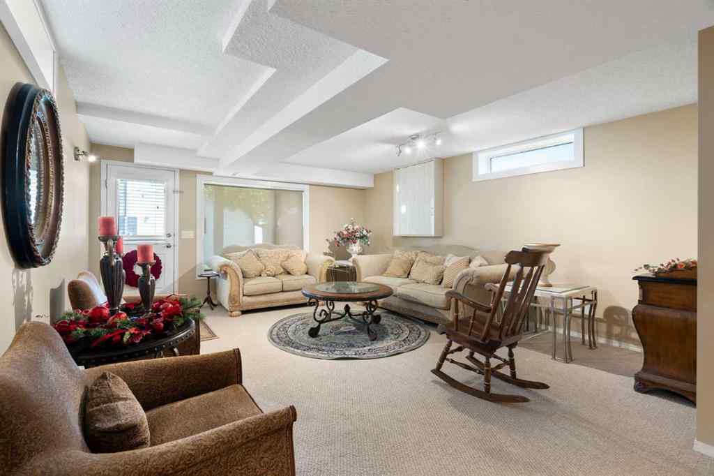 MLS® A2254003 - 3567 Sierra Morena Road SW in Signal Hill Calgary, Residential