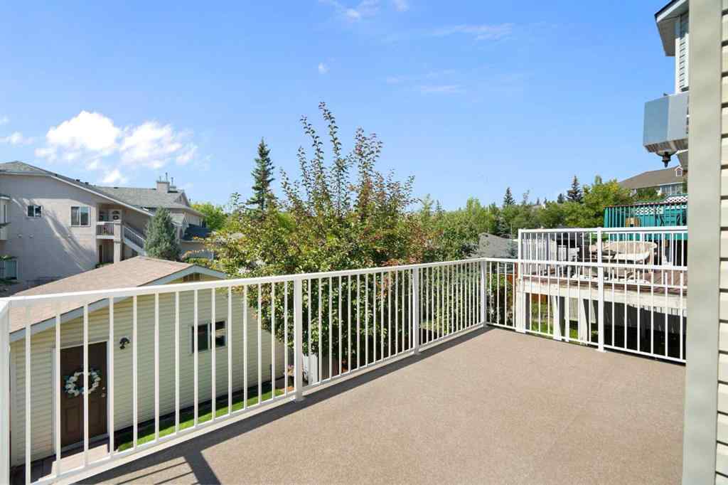 MLS® A2254003 - 3567 Sierra Morena Road SW in Signal Hill Calgary, Residential