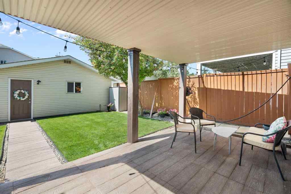 MLS® A2254003 - 3567 Sierra Morena Road SW in Signal Hill Calgary, Residential