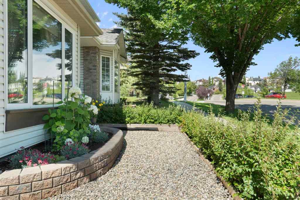 MLS® A2254003 - 3567 Sierra Morena Road SW in Signal Hill Calgary, Residential