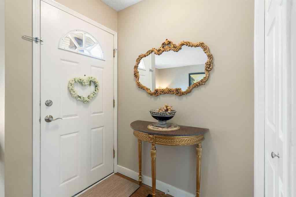 MLS® A2254003 - 3567 Sierra Morena Road SW in Signal Hill Calgary, Residential
