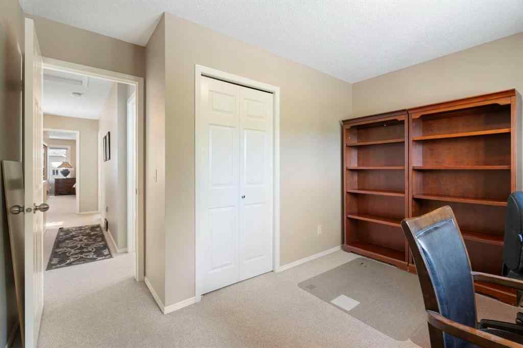 MLS® A2254003 - 3567 Sierra Morena Road SW in Signal Hill Calgary, Residential