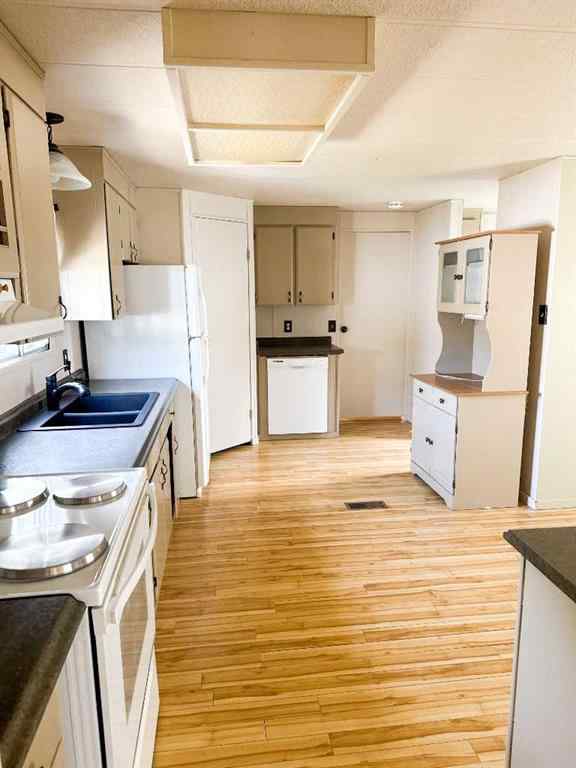 MLS® A2254004 - Unit #217 5029 34 Street  in South Hill Red Deer, Mobile