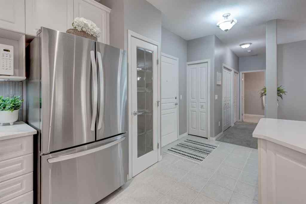 MLS® A2254006 - Unit #1211 1211 Lake Fraser Green SE in Lake Bonavista Calgary, Residential