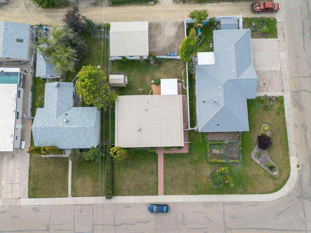 MLS® A2254012 - 3948 35A Avenue  in Eastview Red Deer, Residential