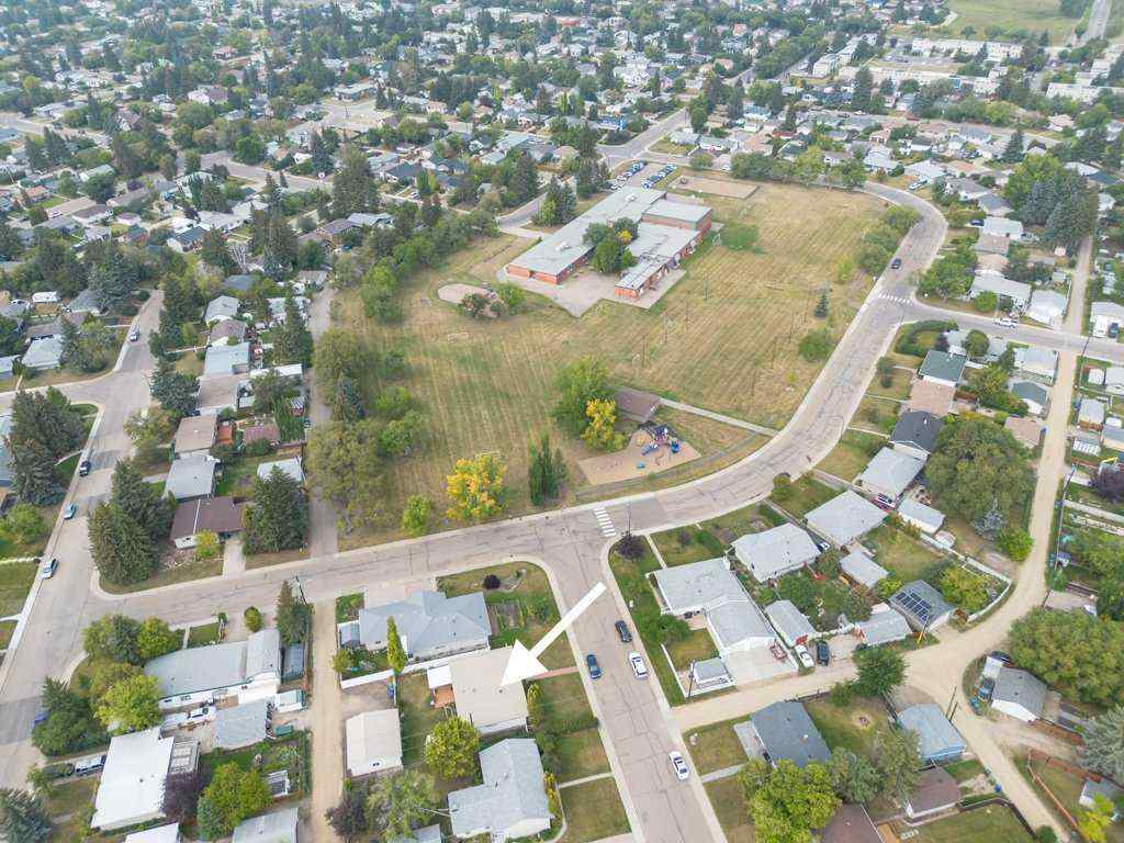 MLS® A2254012 - 3948 35A Avenue  in Eastview Red Deer, Residential