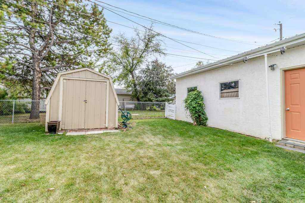 MLS® A2254012 - 3948 35A Avenue  in Eastview Red Deer, Residential