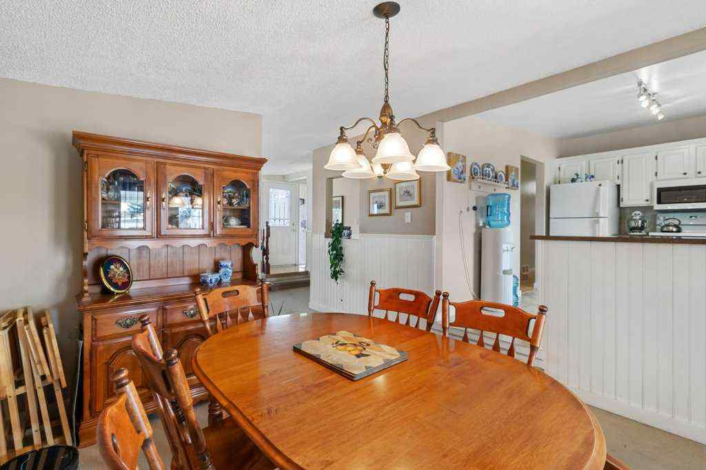 MLS® A2254012 - 3948 35A Avenue  in Eastview Red Deer, Residential