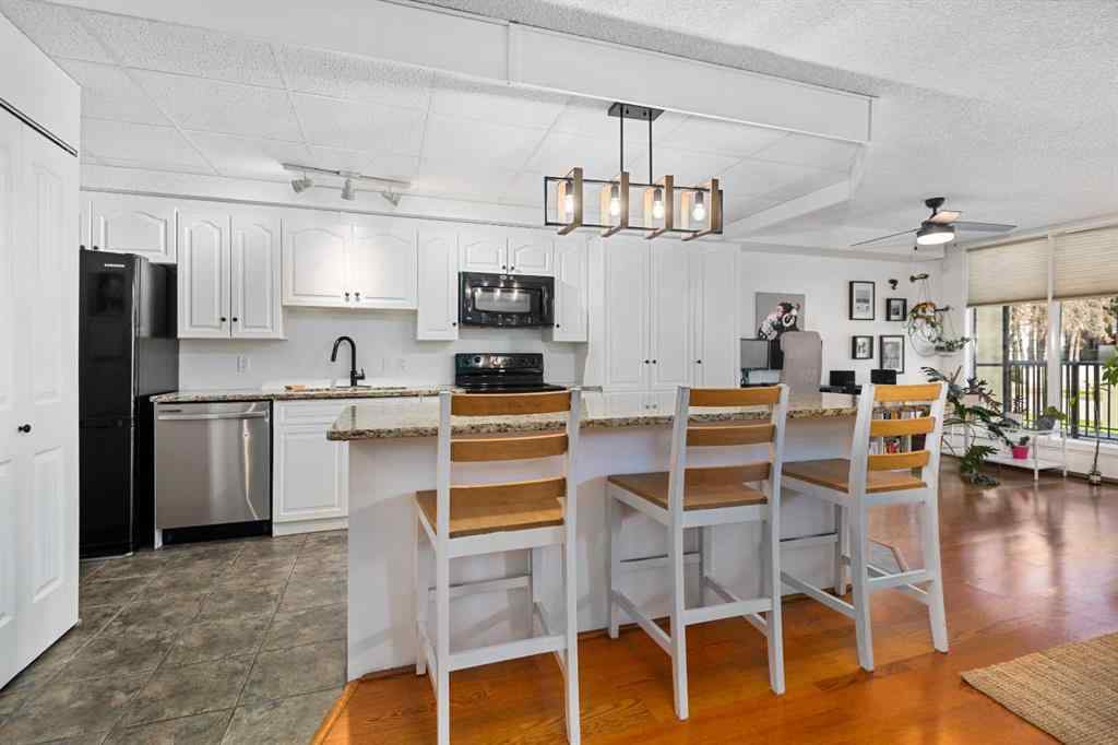 MLS® A2254015 - Unit #515 300 Meredith Road NE in Crescent Heights Calgary, Residential