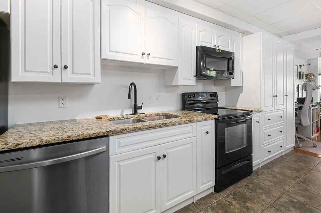 MLS® A2254015 - Unit #515 300 Meredith Road NE in Crescent Heights Calgary, Residential