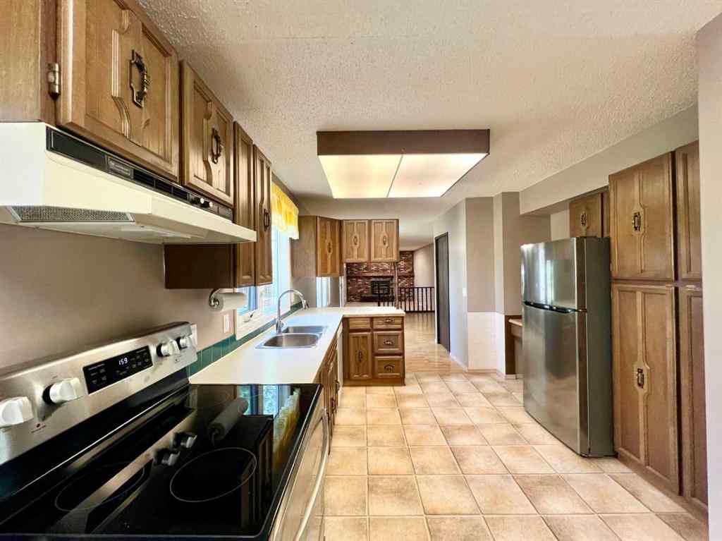MLS® A2254018 - 308 3 Avenue NW in NONE Linden, Residential
