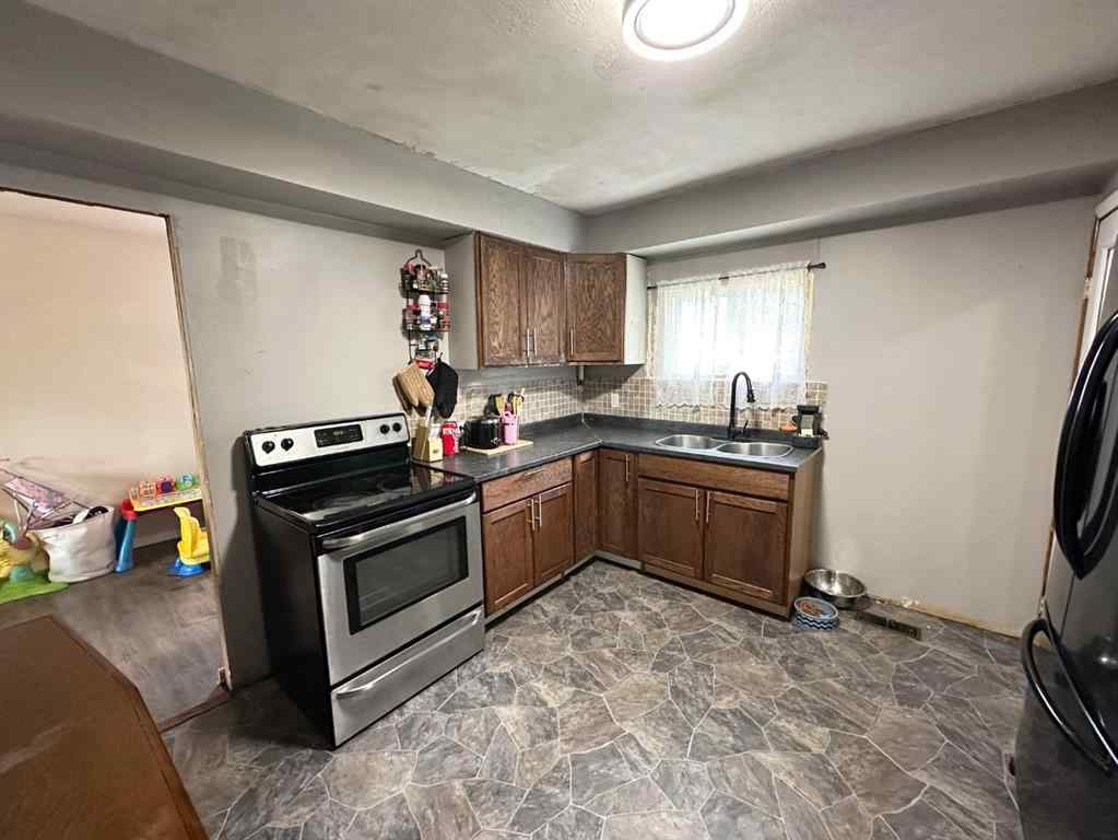 MLS® A2254020 - 4714 53 Avenue  in Vermilion Vermilion, Residential