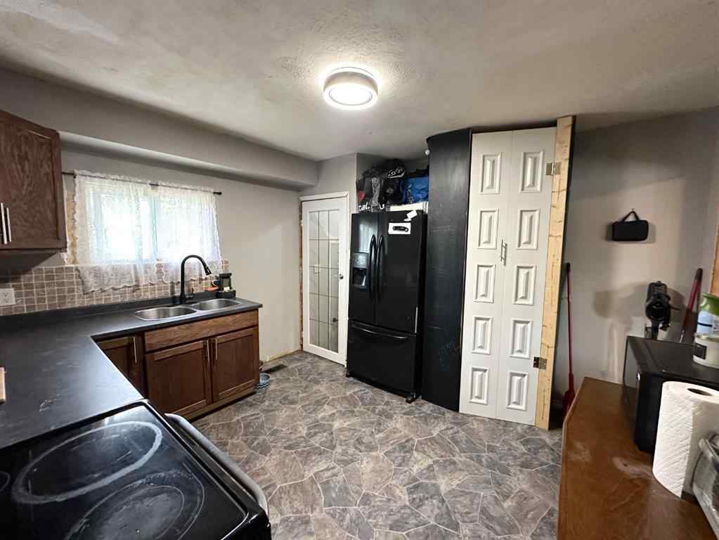 MLS® A2254020 - 4714 53 Avenue  in Vermilion Vermilion, Residential