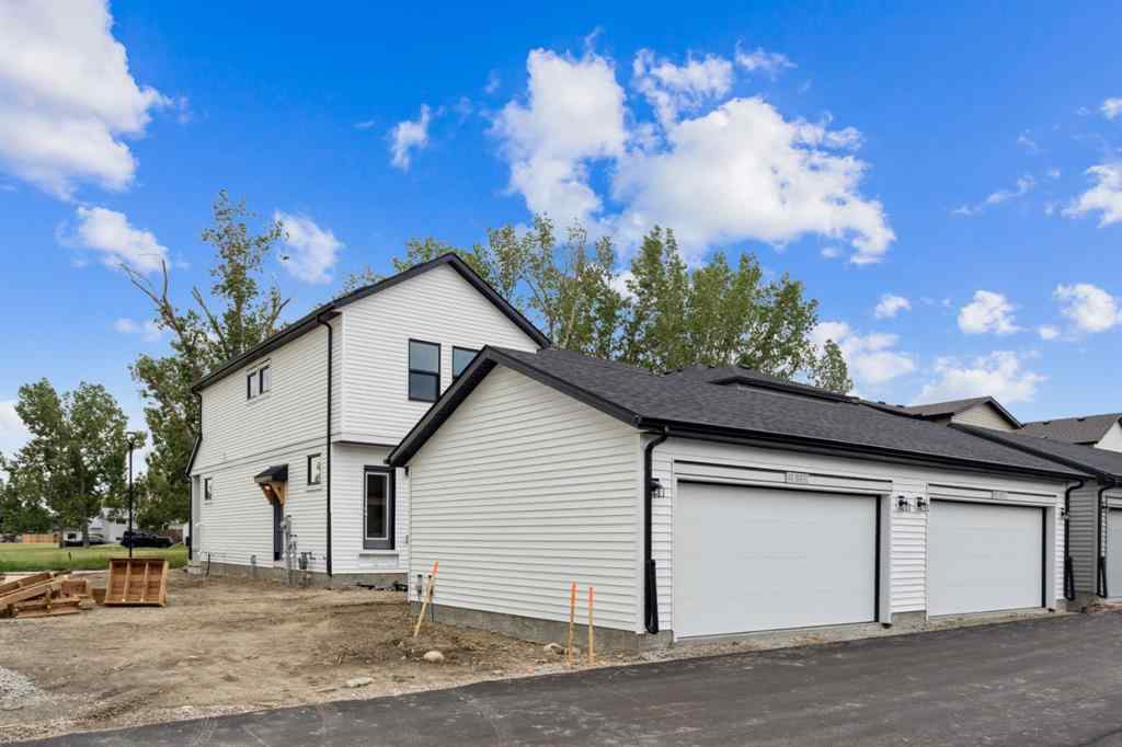 MLS® A2254023 - Unit #5 8911 6 Street SE in Acadia Calgary, Residential