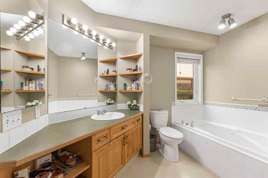 MLS® A2254025 - 86 Tuscany Ridge View NW in Tuscany Calgary, Residential