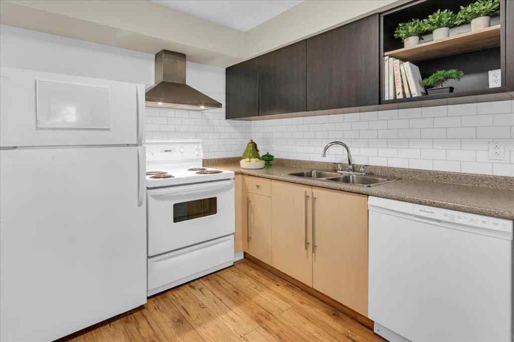 MLS® A2254027 - Unit #103 17 Country Village Bay NE in Country Hills Village Calgary, Residential