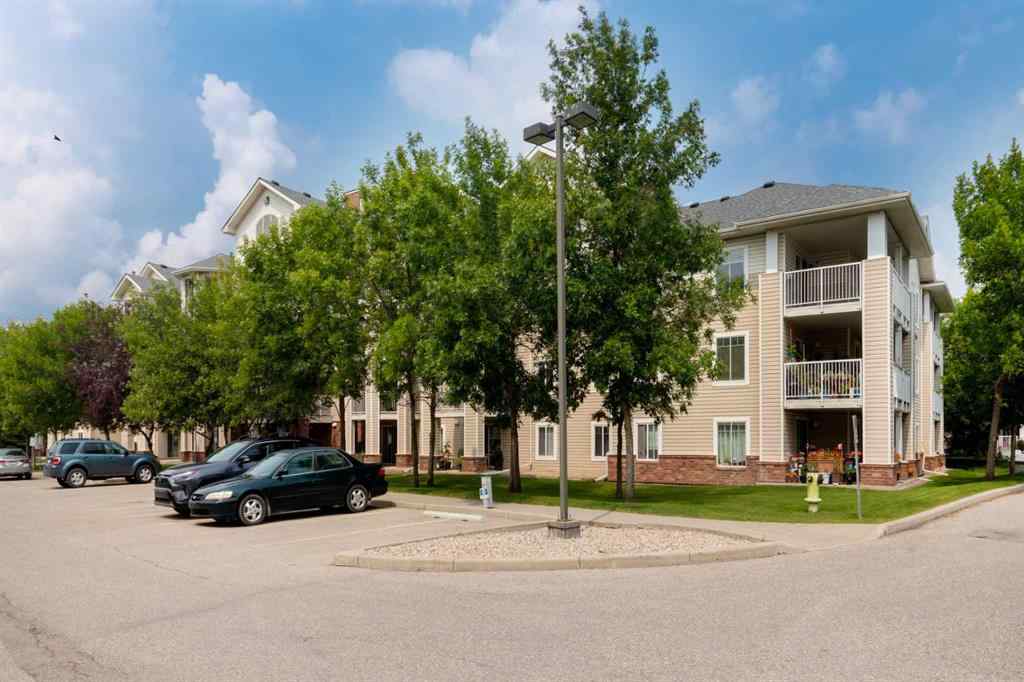 MLS® A2254027 - Unit #103 17 Country Village Bay NE in Country Hills Village Calgary, Residential