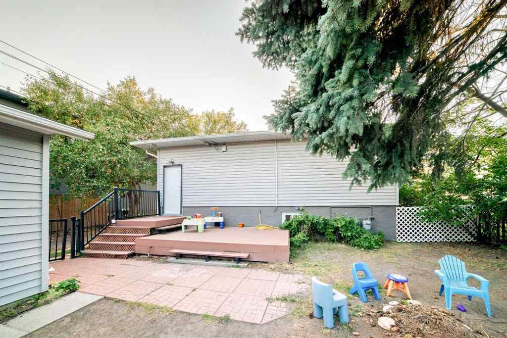 MLS® A2254030 - 820 9A Street NE in Renfrew Calgary, Residential