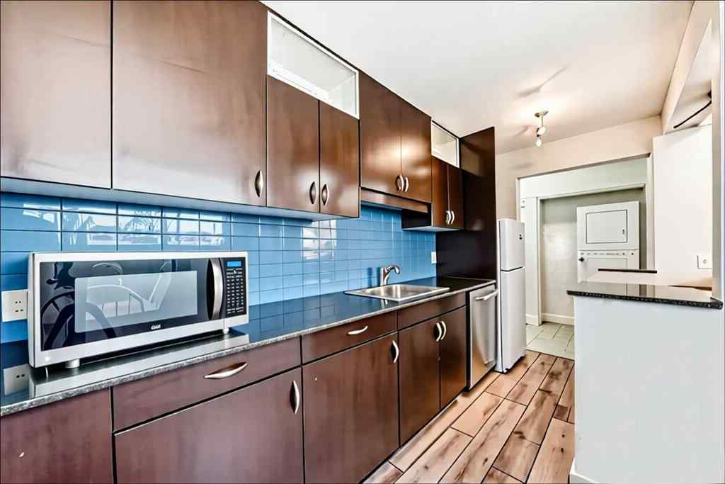 MLS® A2254031 - Unit #401 1826 11 Avenue SW in Sunalta Calgary, Residential